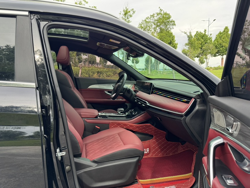 Jetour X70 PLUS 2023 car image #15