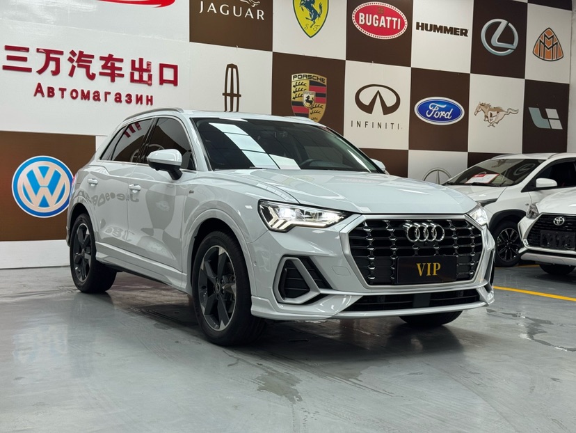 Audi Q3 2022 immagine di auto #3