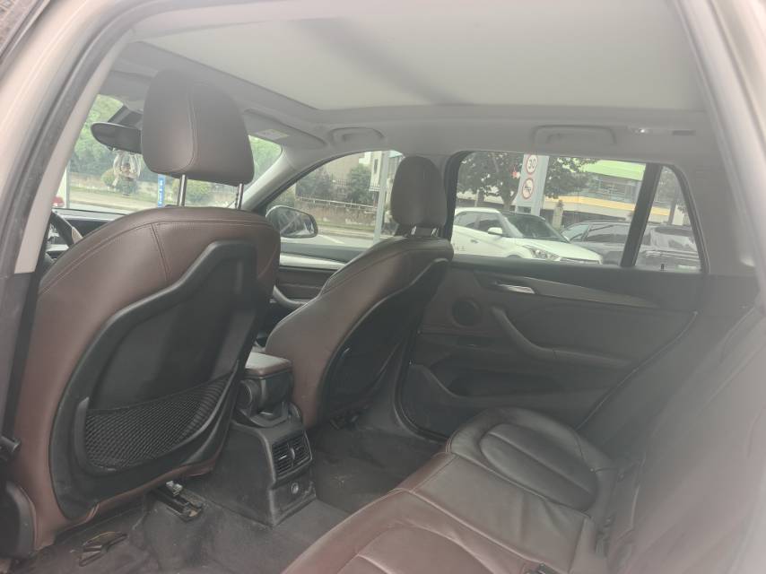 BMW X1 2018 #8 BMW X1 2018 car image #8