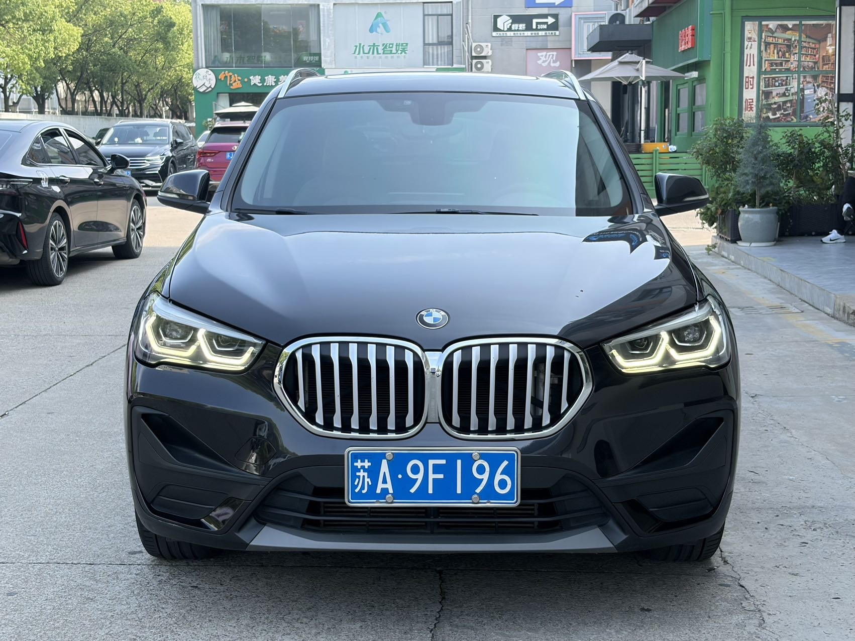 BMW X1 2021 car image 