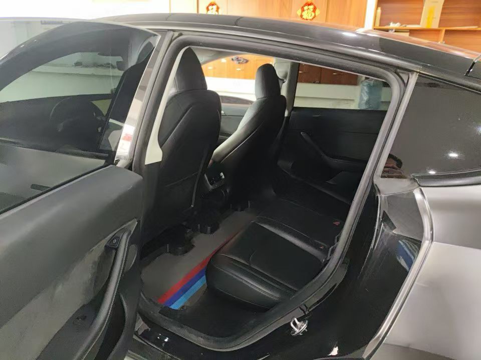 Tesla Model Y 2022 #3 Tesla Model Y 2022 car image #3