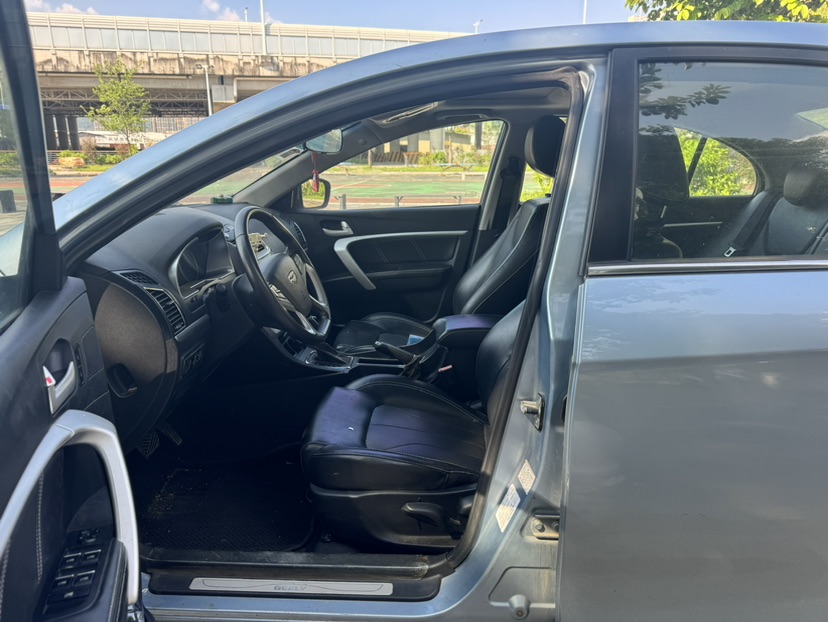 GEELY Emgrand 2016 car image #4