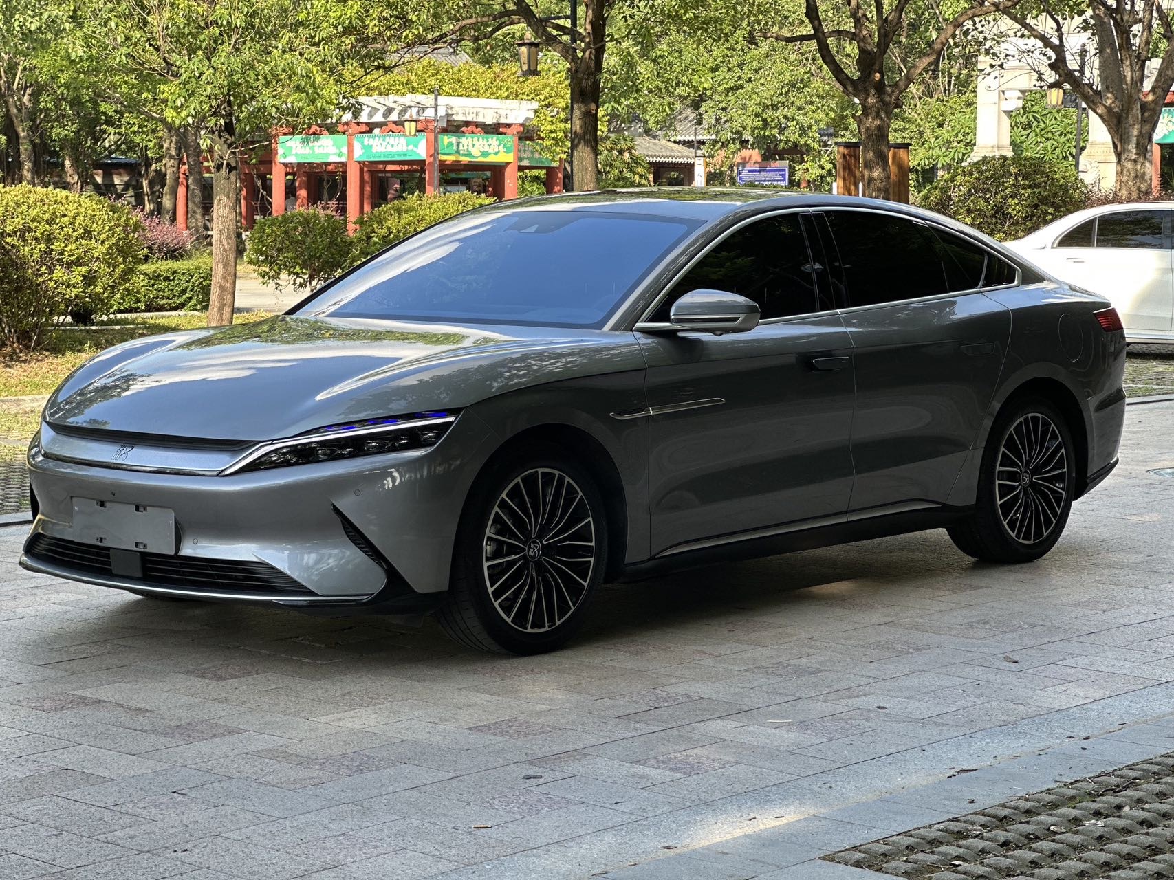 BYD Han 2022 BYD Han 2022 car image
