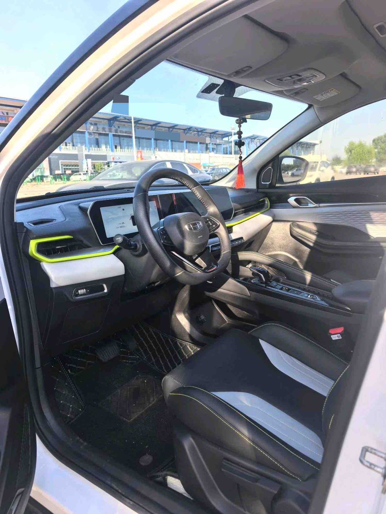 GEELY Coolray 2024 #4 GEELY Coolray 2024 car image #4