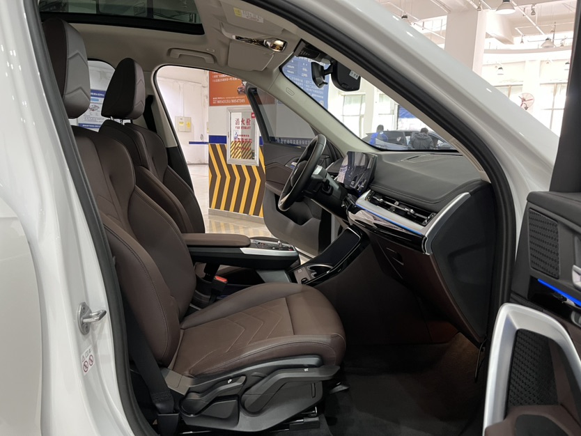 BMW X1 2024 #8 BMW X1 2024 car image #8
