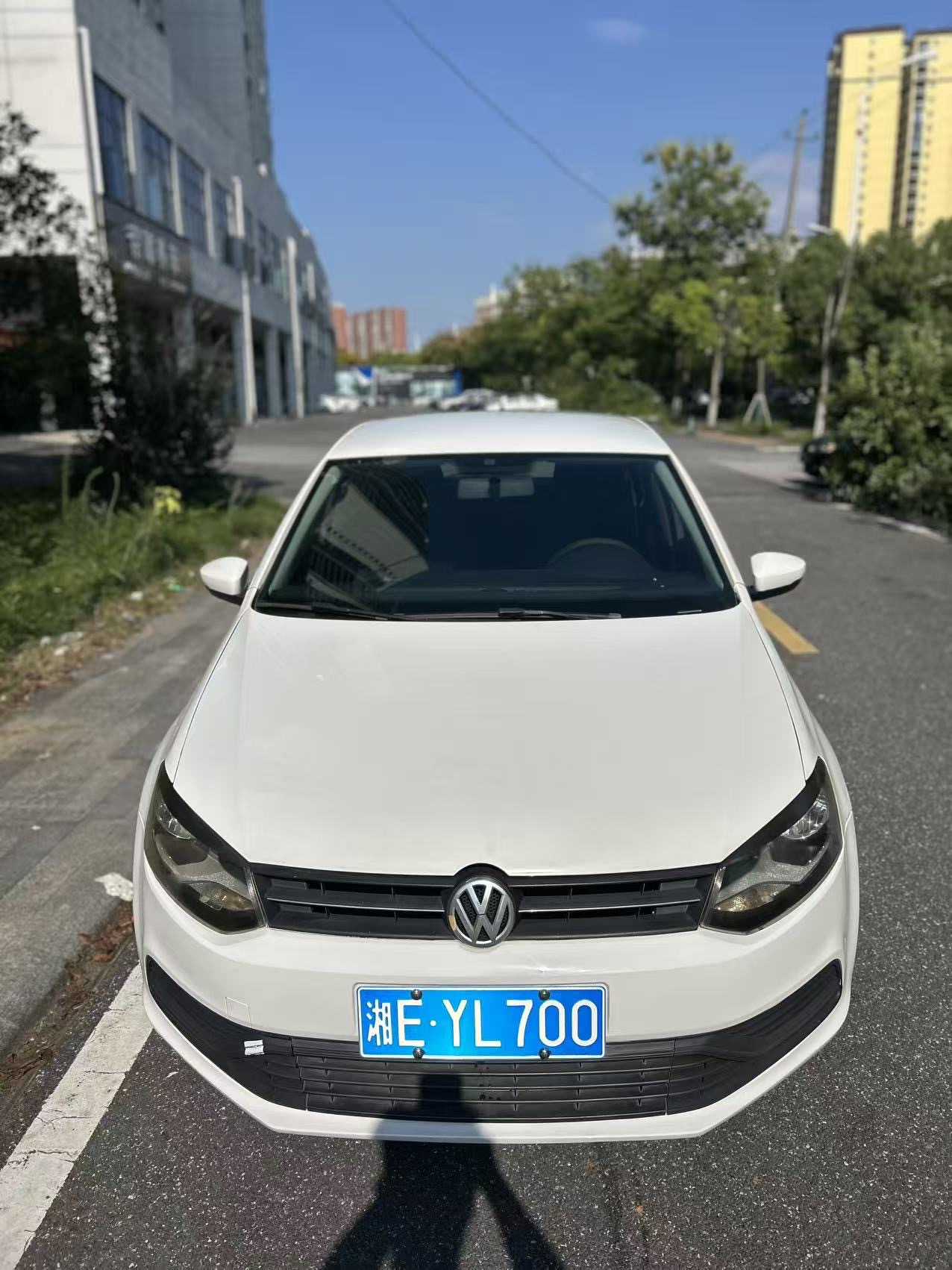 Volkswagen Polo 2016 Volkswagen Polo 2016 car image