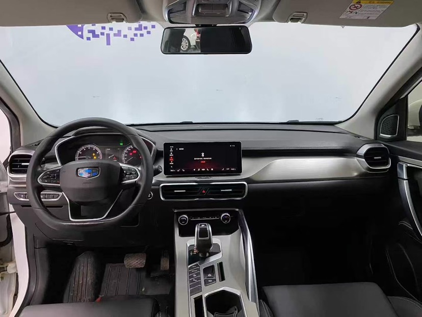 GEELY Coolray 2019 car image #4