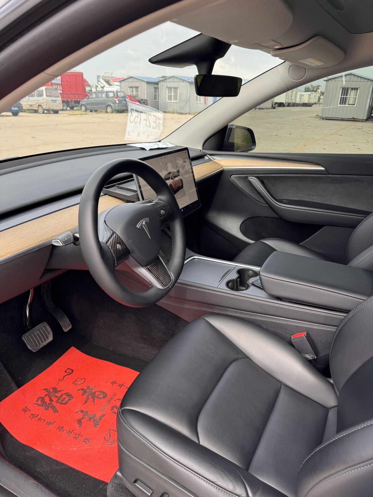 Tesla Model Y 2022 immagine di auto #5