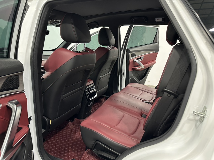 Jetour X70 PLUS 2022 #6 Jetour X70 PLUS 2022 car image #6