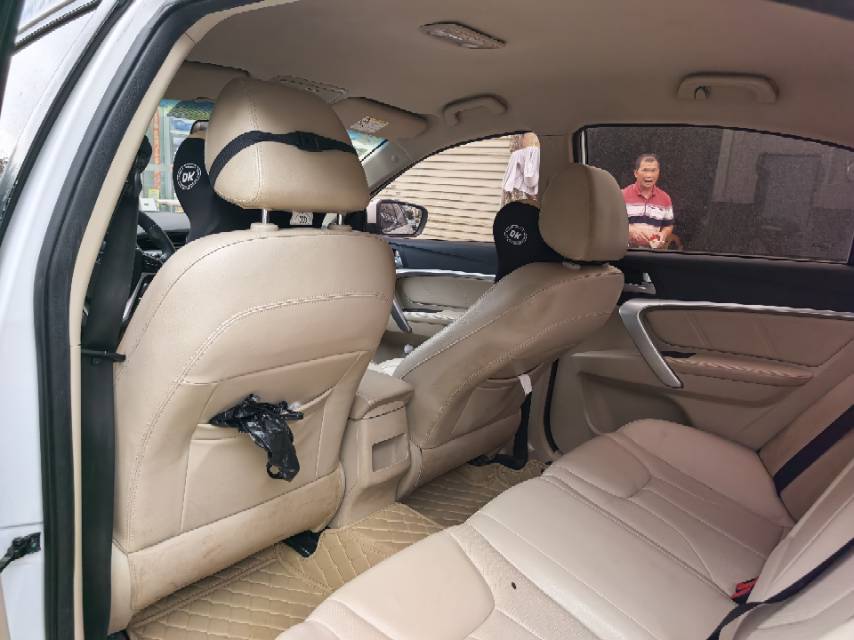 GEELY Emgrand 2017 car image #8