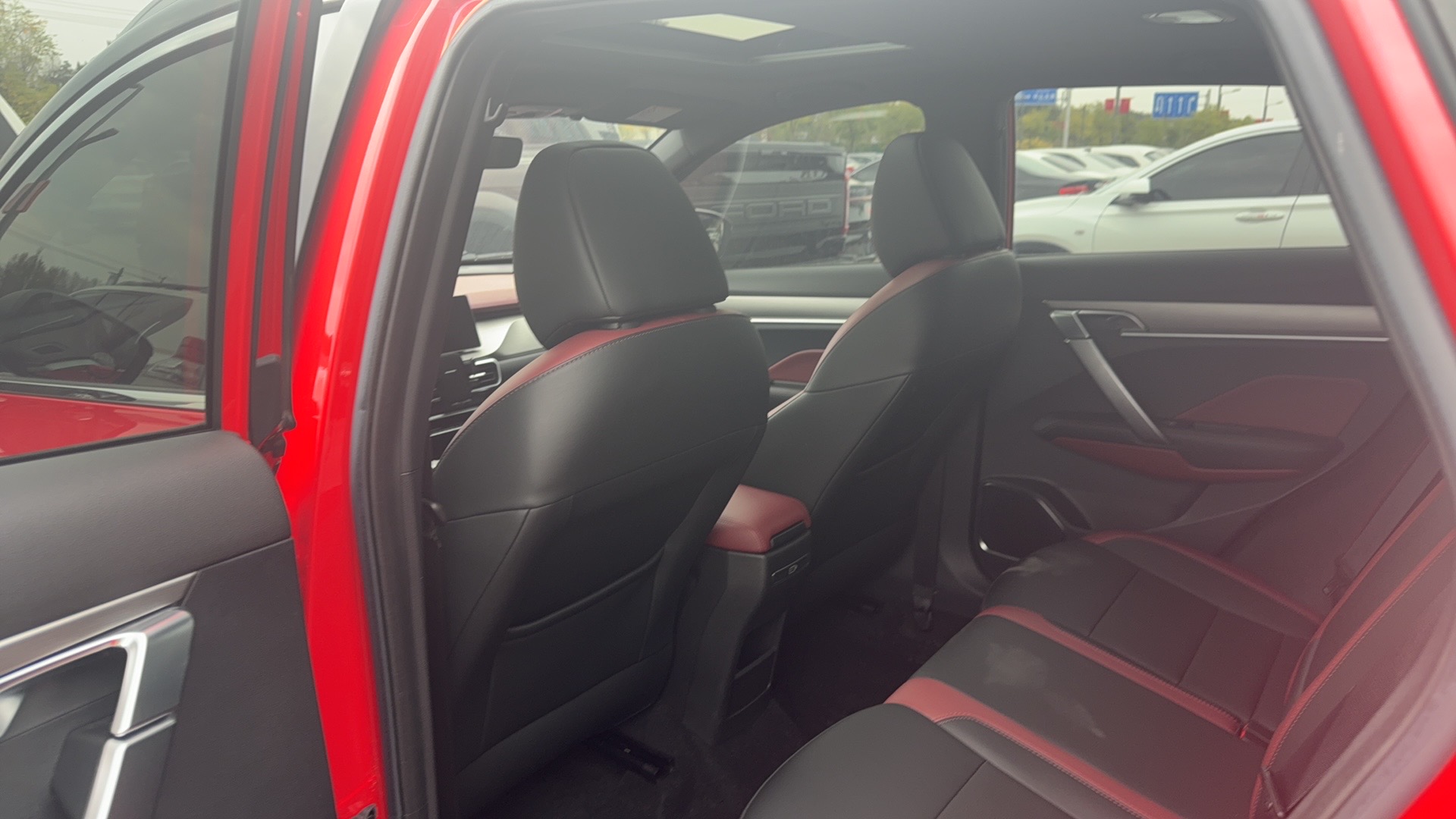 GEELY Coolray 2020 #7 GEELY Coolray 2020 car image #7