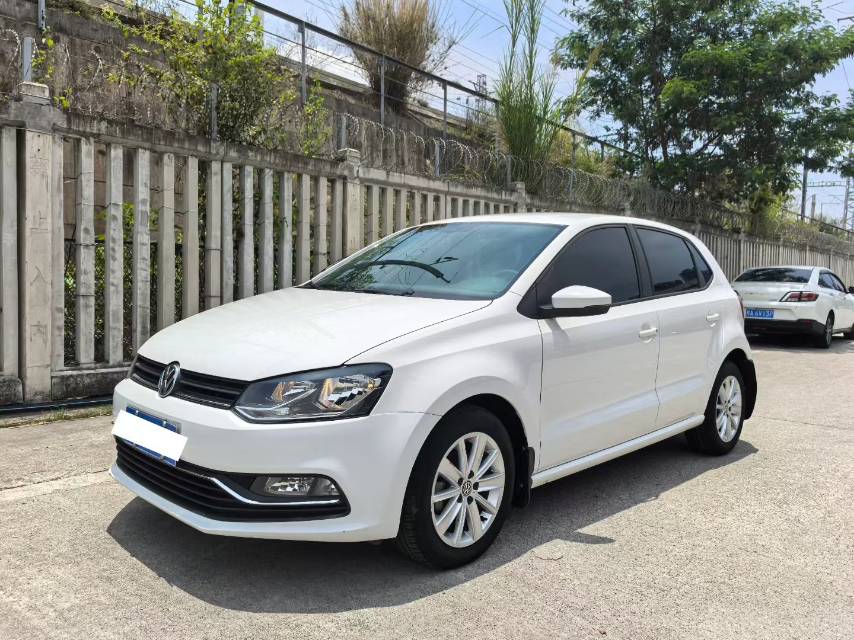 Volkswagen Polo 2016 Volkswagen Polo 2016 car image