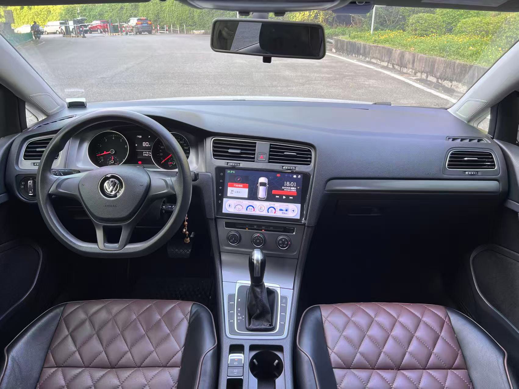 Volkswagen Golf 2015 car image #6