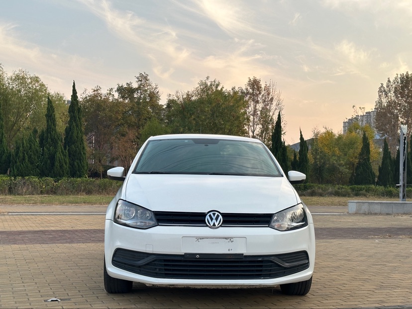 Volkswagen Polo 2015 #2 Volkswagen Polo 2015 car image #2