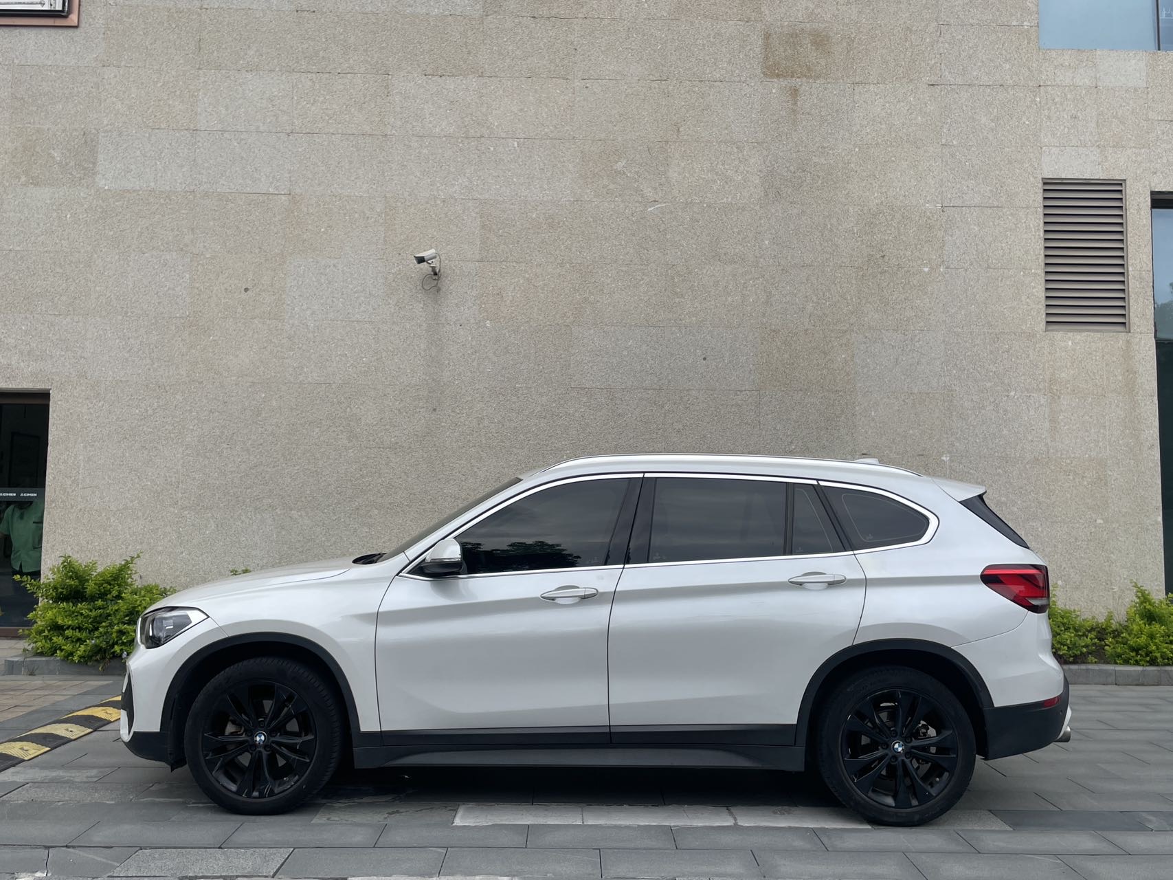 BMW X1 2021 car image #11