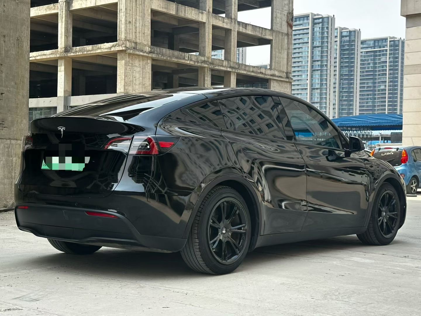 Tesla Model Y 2021 #7 Tesla Model Y 2021 car image #7