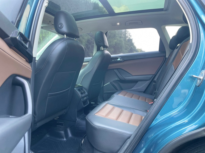 Volkswagen Tharu 2018 car image #5