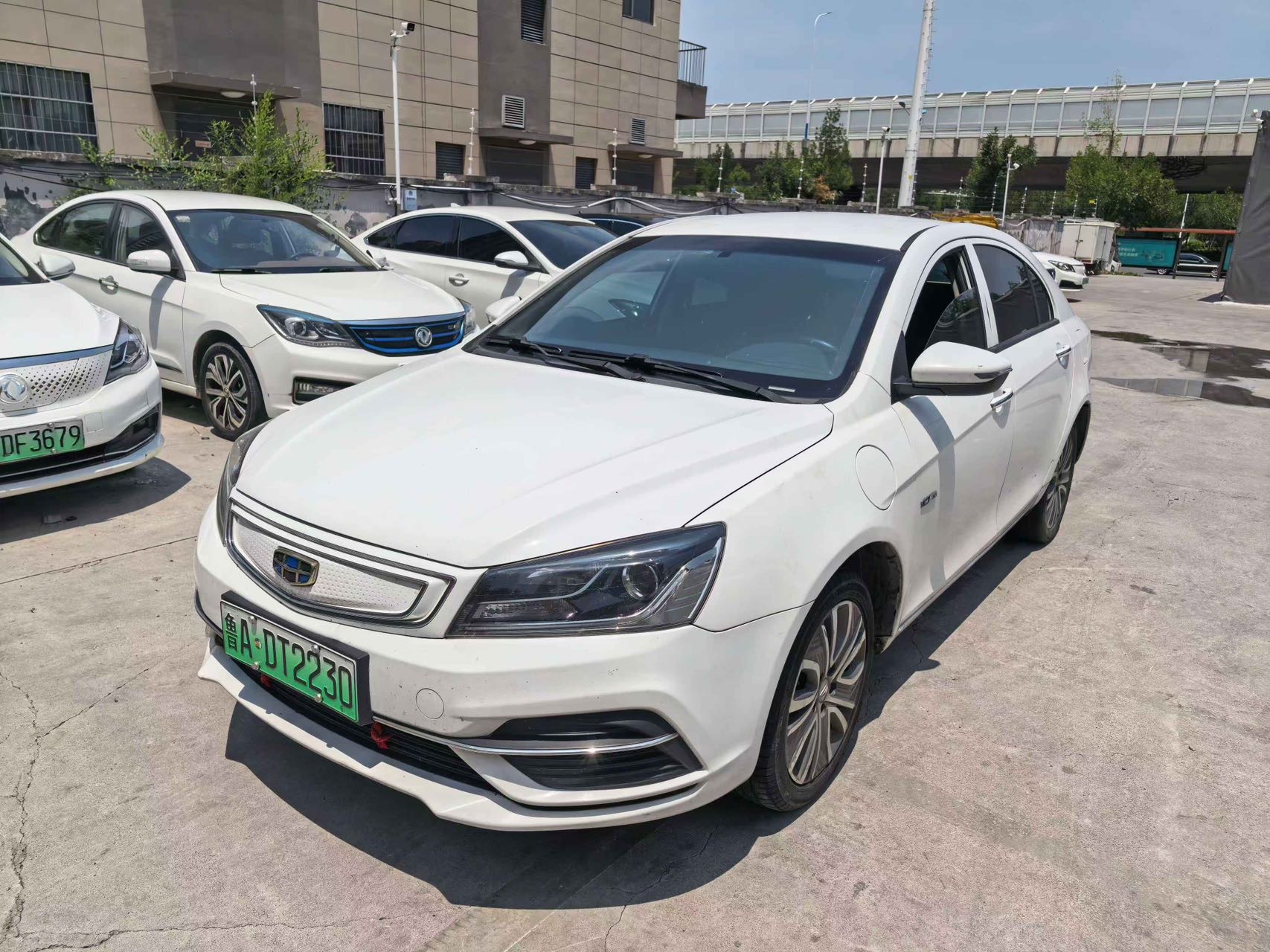 GEELY Emgrand New Energy 2018 car image 