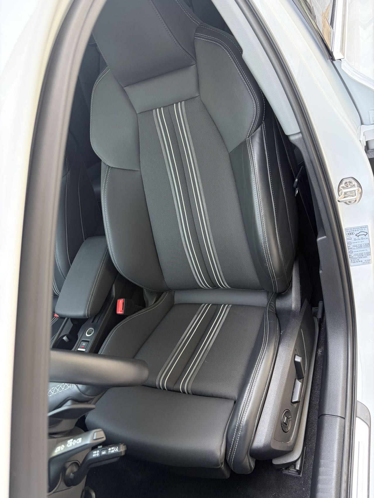 Audi A3 2023 car image #5