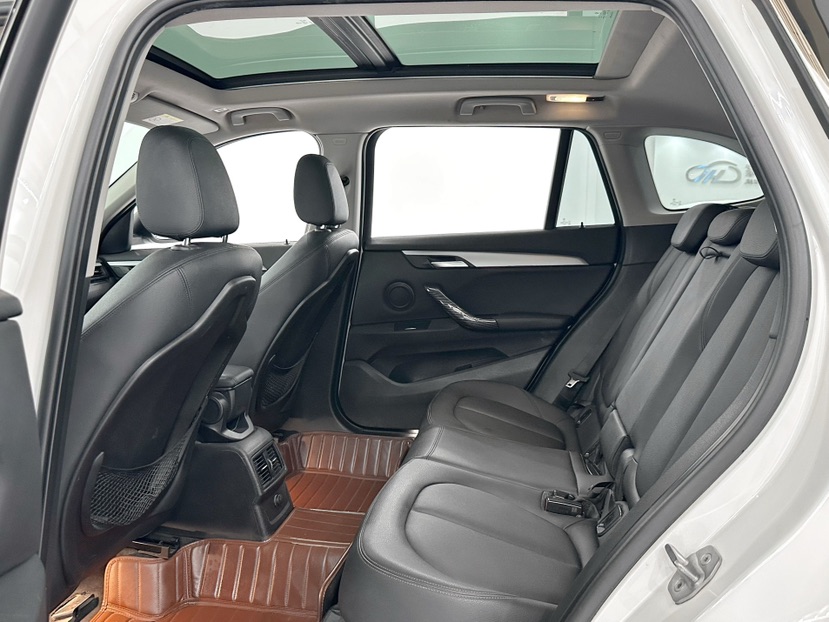 BMW X1 2018 #7 BMW X1 2018 car image #7