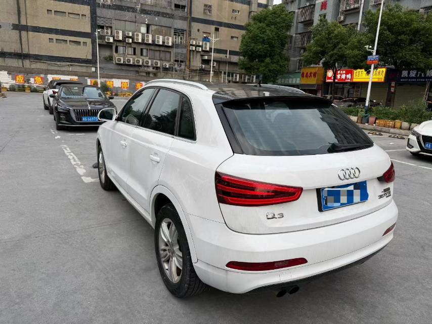 Audi Q3 2015 #4 Audi Q3 2015 car image #4