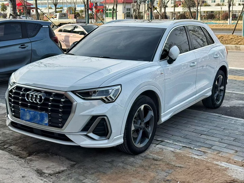 Audi Q3 2020 #3 Audi Q3 2020 car image #3