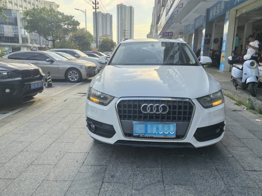 Audi Q3 2015 #2 Audi Q3 2015 car image #2