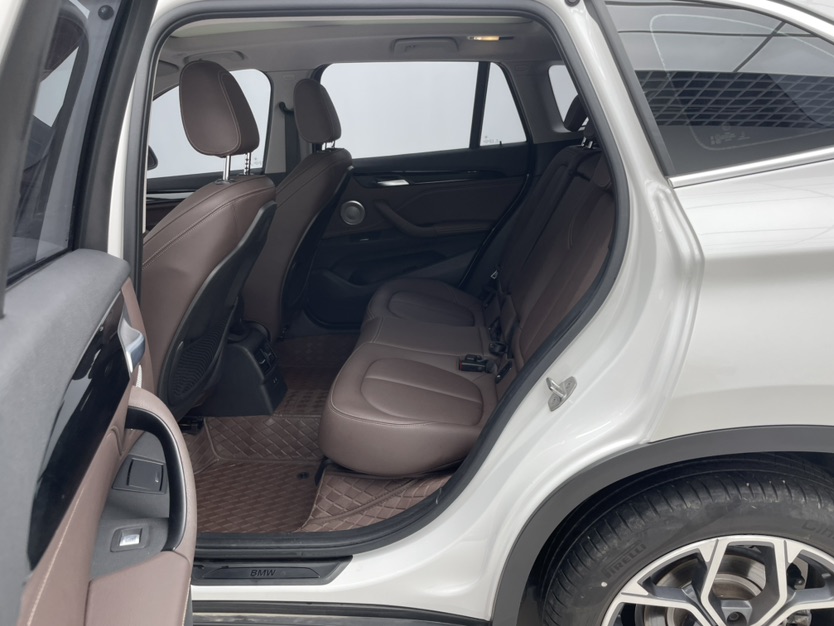 BMW X1 2023 car image #6