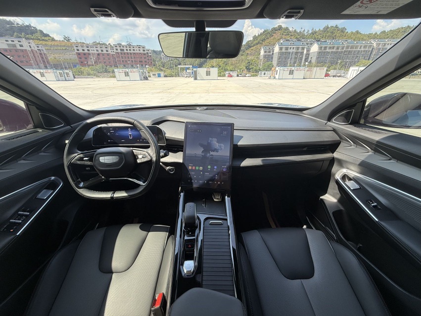 GEELY Boyue 2023 car image #4