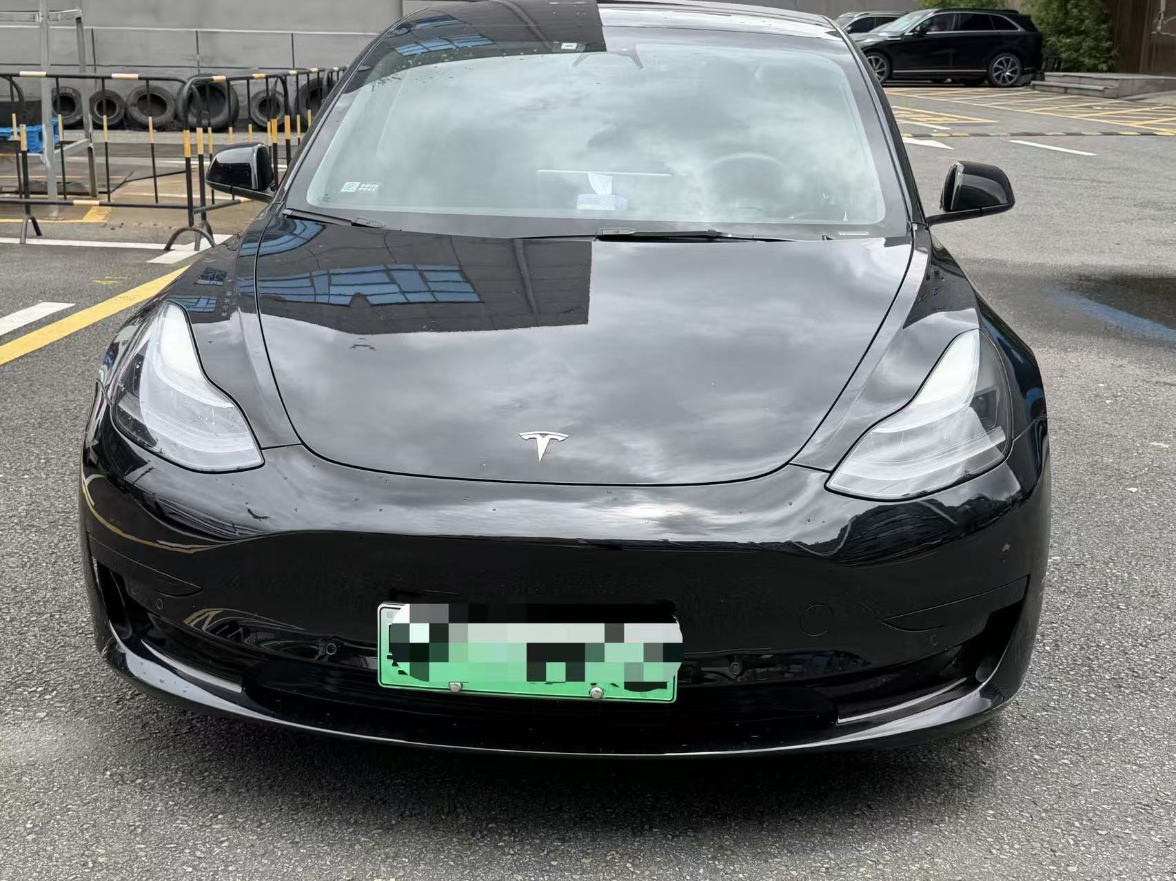 Tesla Model 3 2022 car image #2