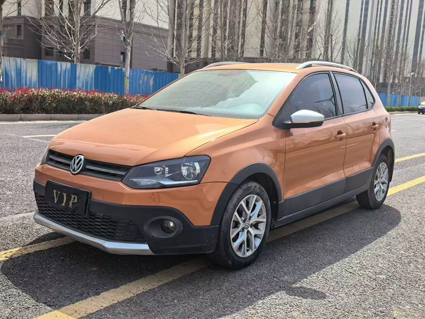 Volkswagen Polo 2016 Volkswagen Polo 2016 car image