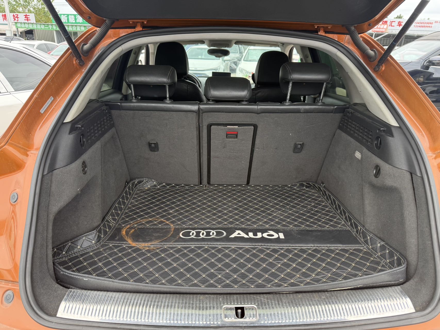 Audi Q3 2014 car image #9