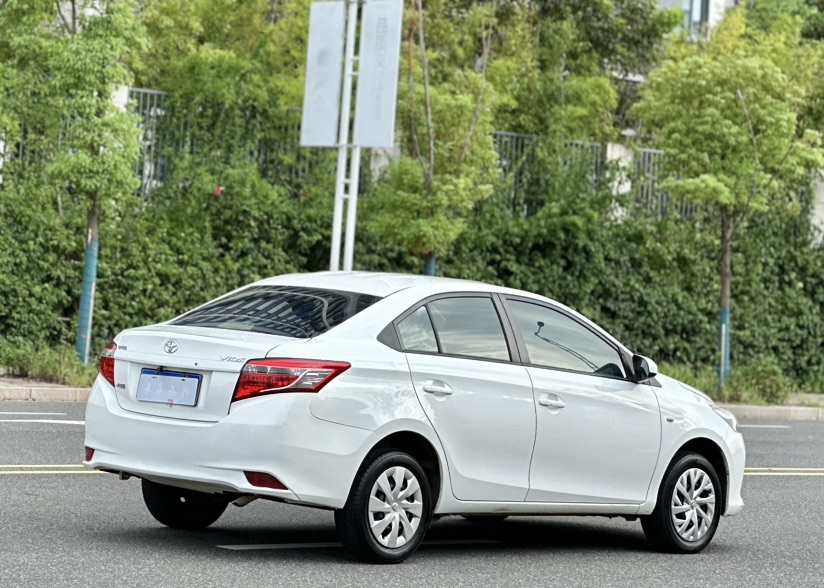 Toyota Vios 2015 #4 Toyota Vios 2015 car image #4