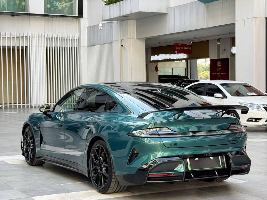 MI SU7 Ultra 2025 car image #9