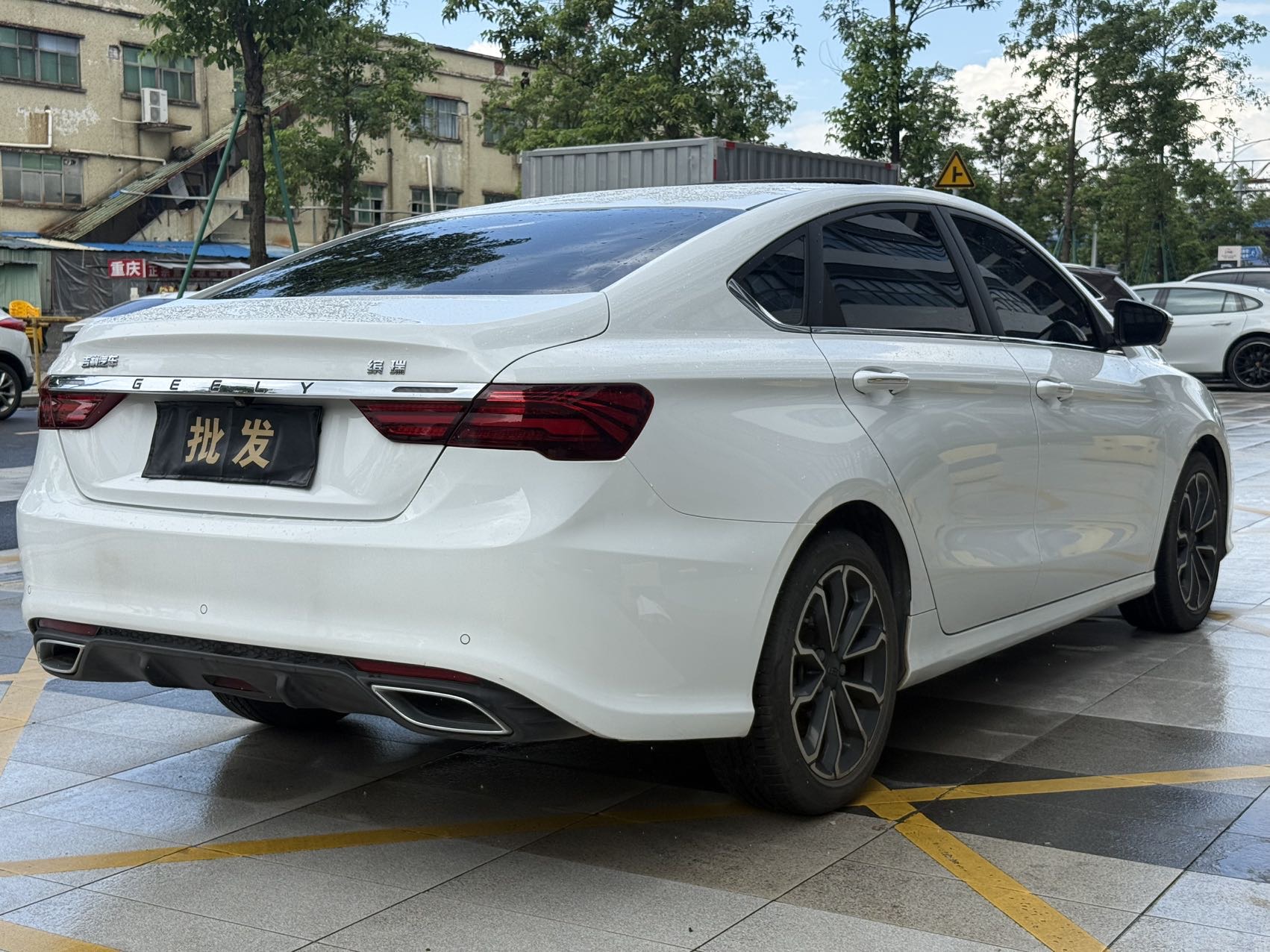 GEELY Binray 2022 immagine di auto #7