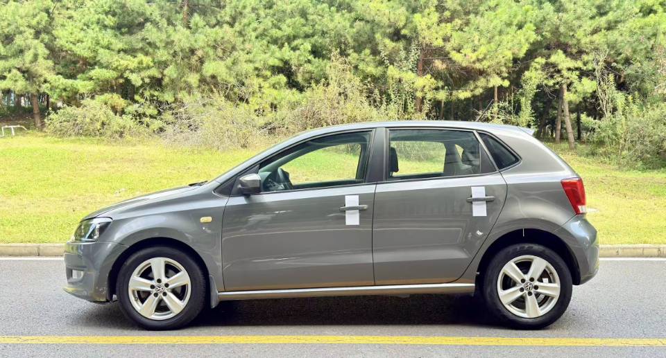 Volkswagen Polo 2011 #3 Volkswagen Polo 2011 car image #3
