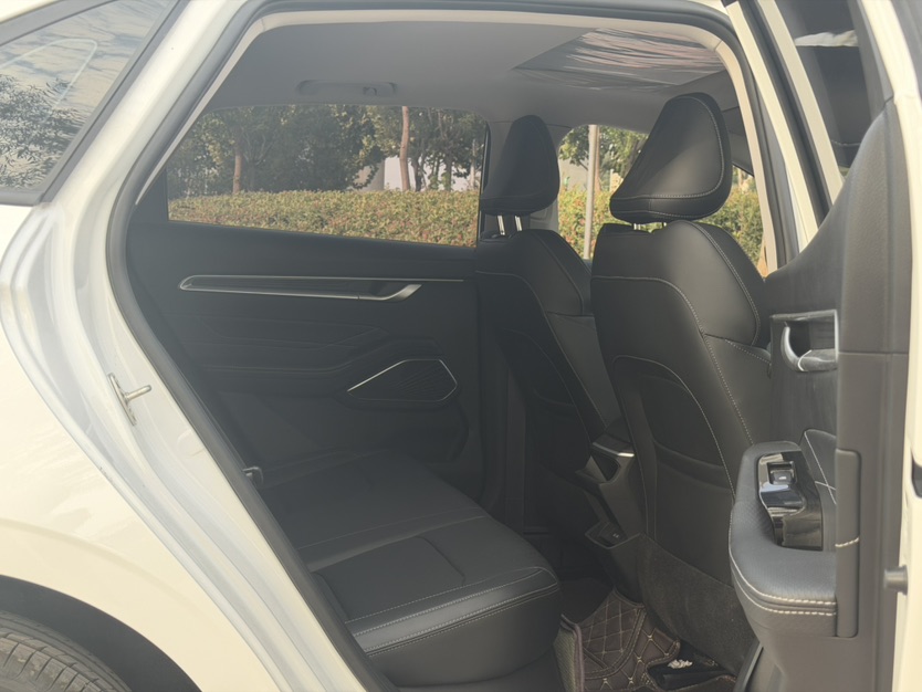 GEELY Emgrand 2023 #9 GEELY Emgrand 2023 car image #9
