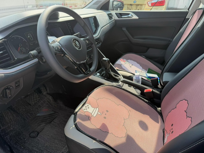Volkswagen Polo 2021 car image #4
