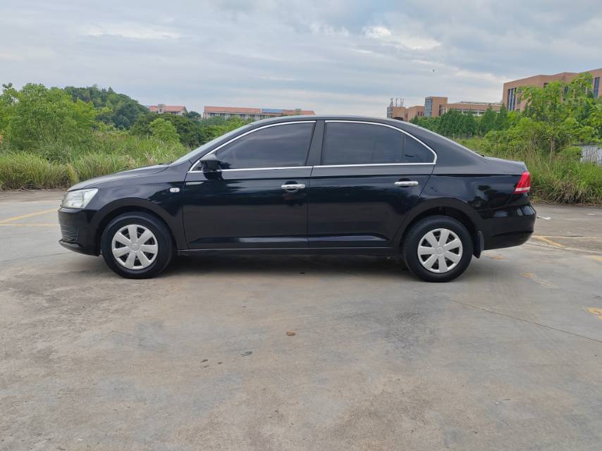 Volkswagen Santana 2016 car image #4