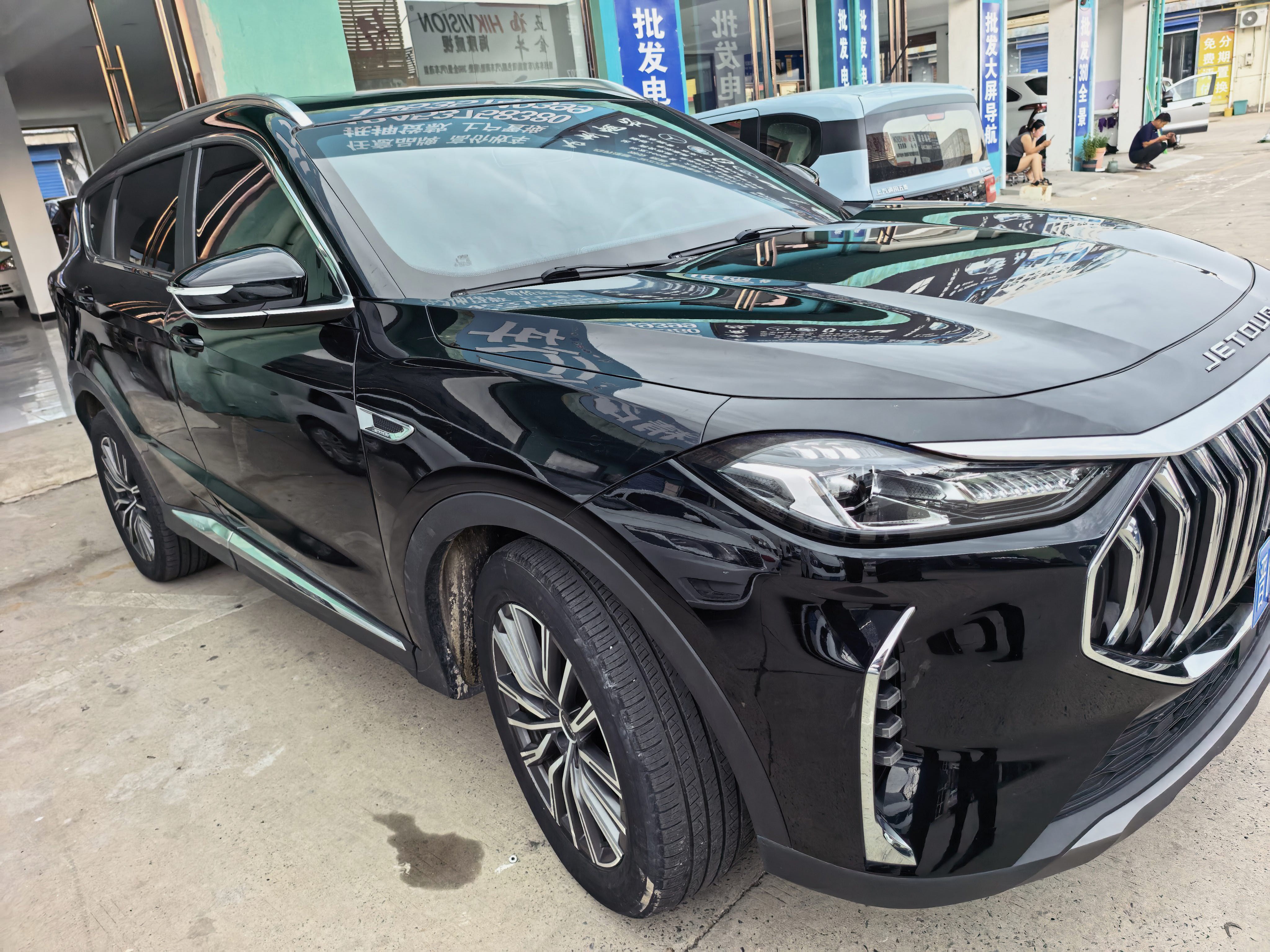 Jetour X70 PLUS 2023 car image #3