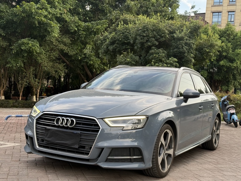 Audi A3 2019 car image 