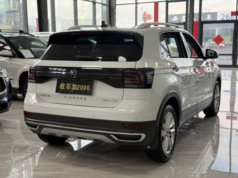 Volkswagen T-Cross 2024 #9 Volkswagen T-Cross 2024 car image #9
