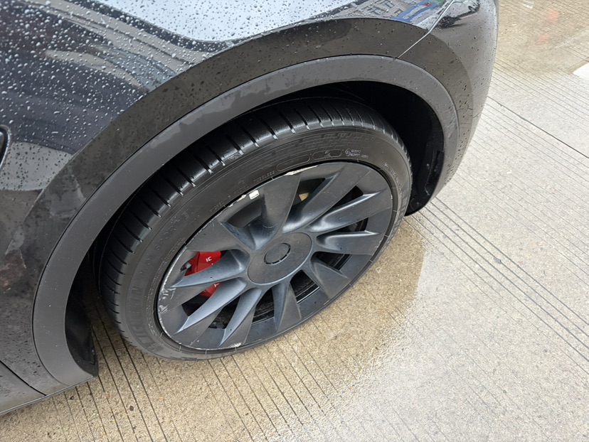 Tesla Model Y 2022 #7 Tesla Model Y 2022 car image #7