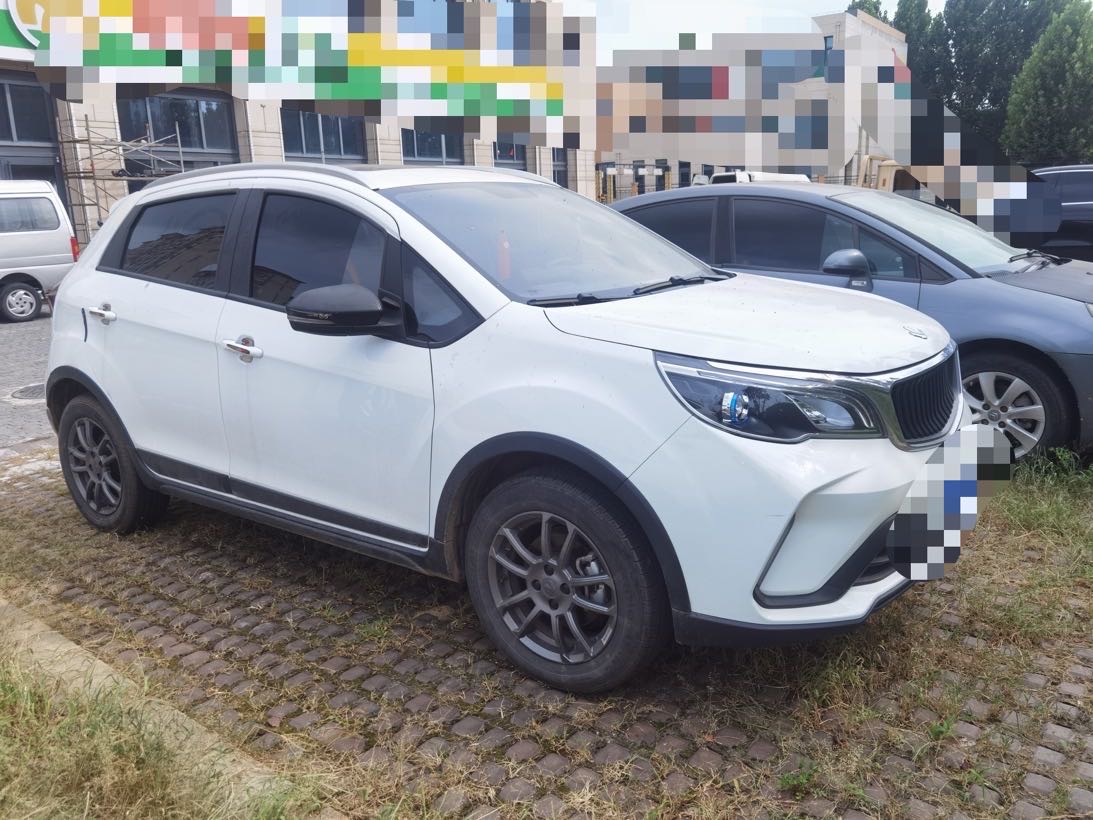 Livan X3 PRO 2022 #2 Livan X3 PRO 2022 car image #2