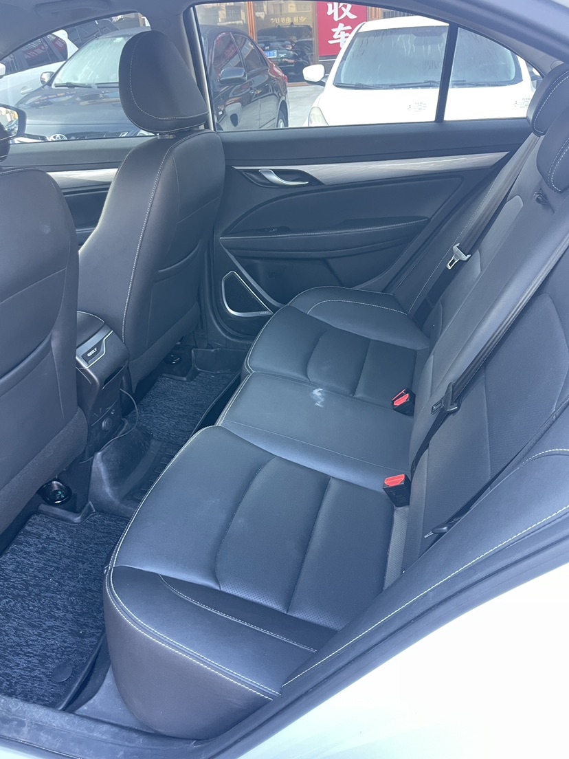 GEELY Emgrand 2021 #6 GEELY Emgrand 2021 car image #6