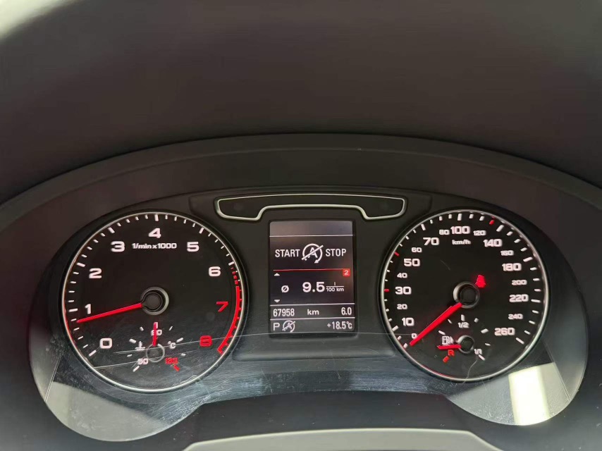 Audi Q3 2014 #9 Audi Q3 2014 car image #9