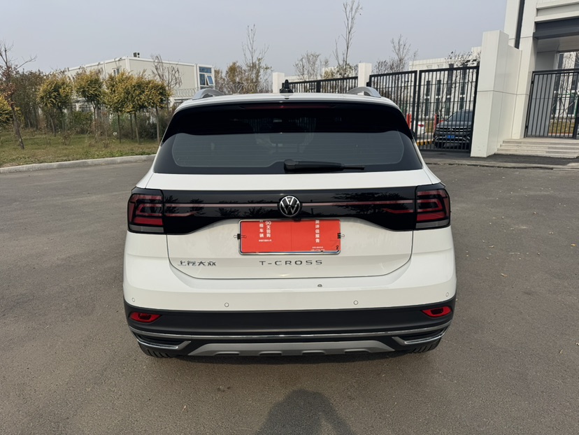 Volkswagen T-Cross 2023 #5 Volkswagen T-Cross 2023 car image #5
