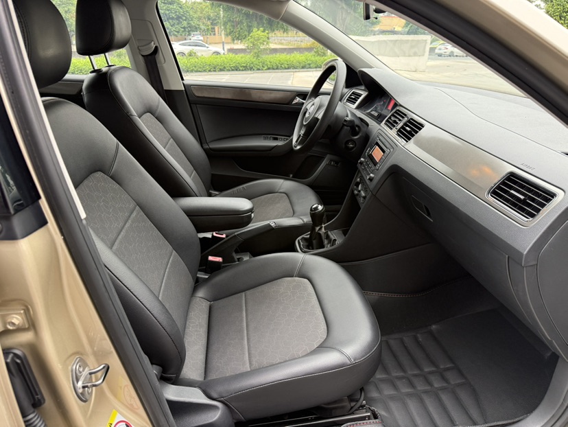 Volkswagen Santana 2014 #7 Volkswagen Santana 2014 car image #7