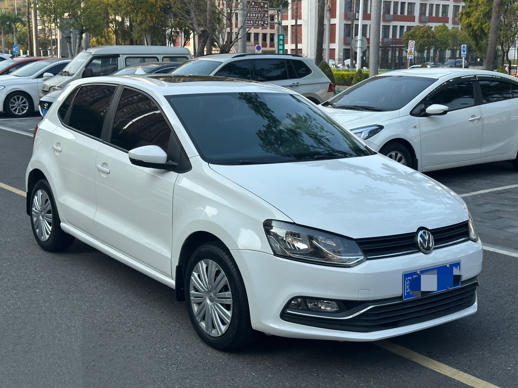 Volkswagen Polo 2017 #3 Volkswagen Polo 2017 car image #3
