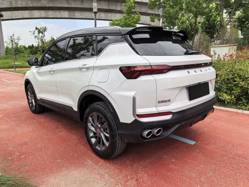 GEELY Coolray 2025 #3 GEELY Coolray 2025 car image #3